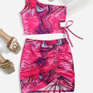 SHEIN One Shoulder Marbled Print Top & Drawstring Side Skirt Set